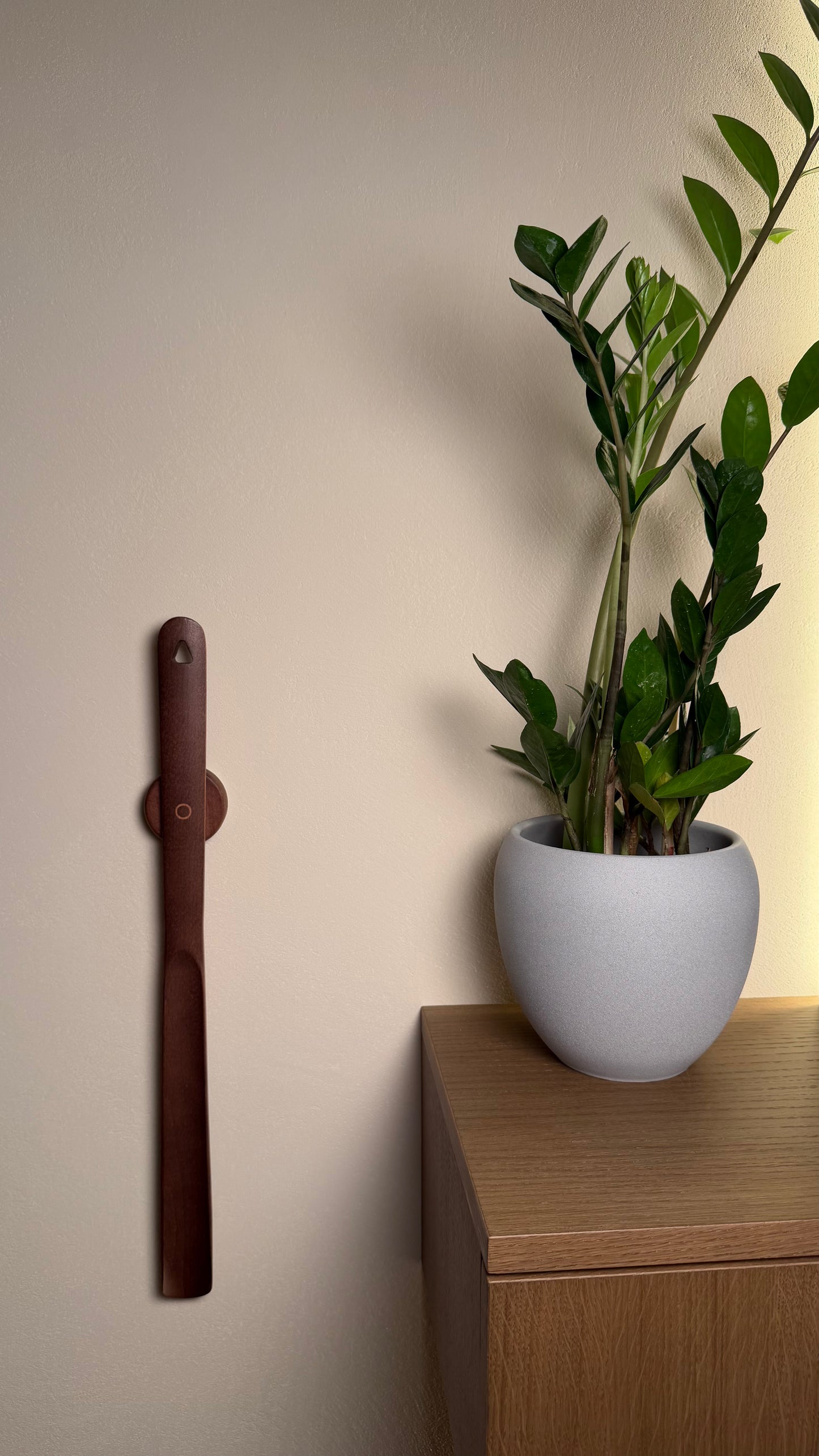 Pähklipuidu toonis kingalusikas